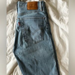 LEVIS 311 Shaping skinny jeans